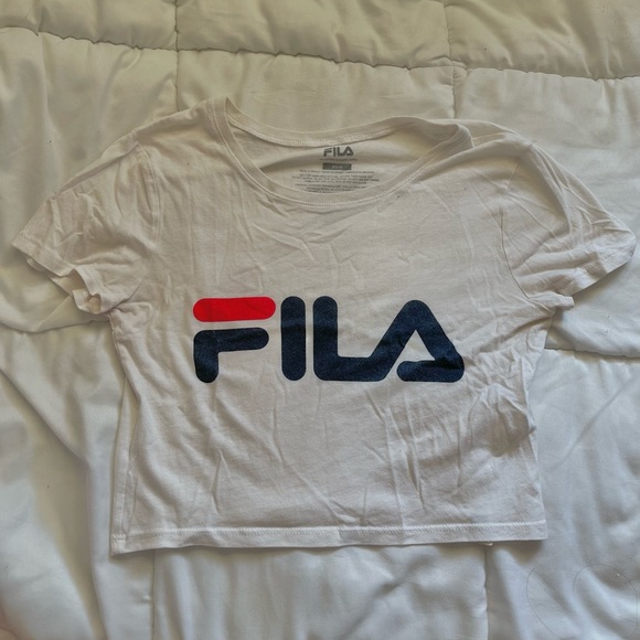 Basic Cropped Fila Tee - Picture 1 of 1